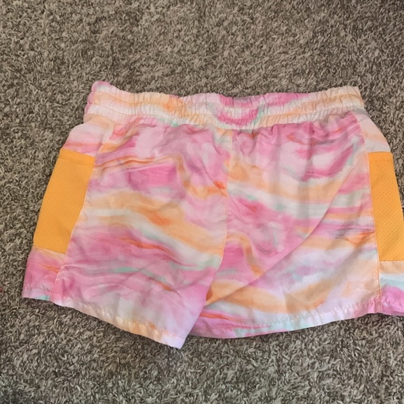 Xersion shorts🍉 - Picture 2 of 2